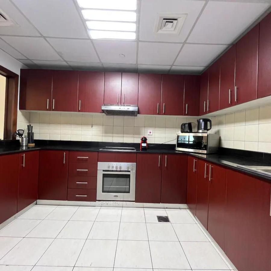 Pure Living - Spacious & Relaxing 2br In Marina