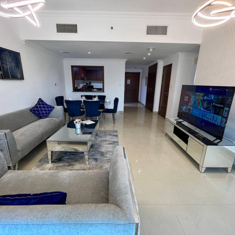 Pure Living - Spacious & Relaxing 2br In Marina Apartment *